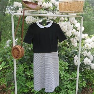 Contrast Midi Dress with Peterpan collar